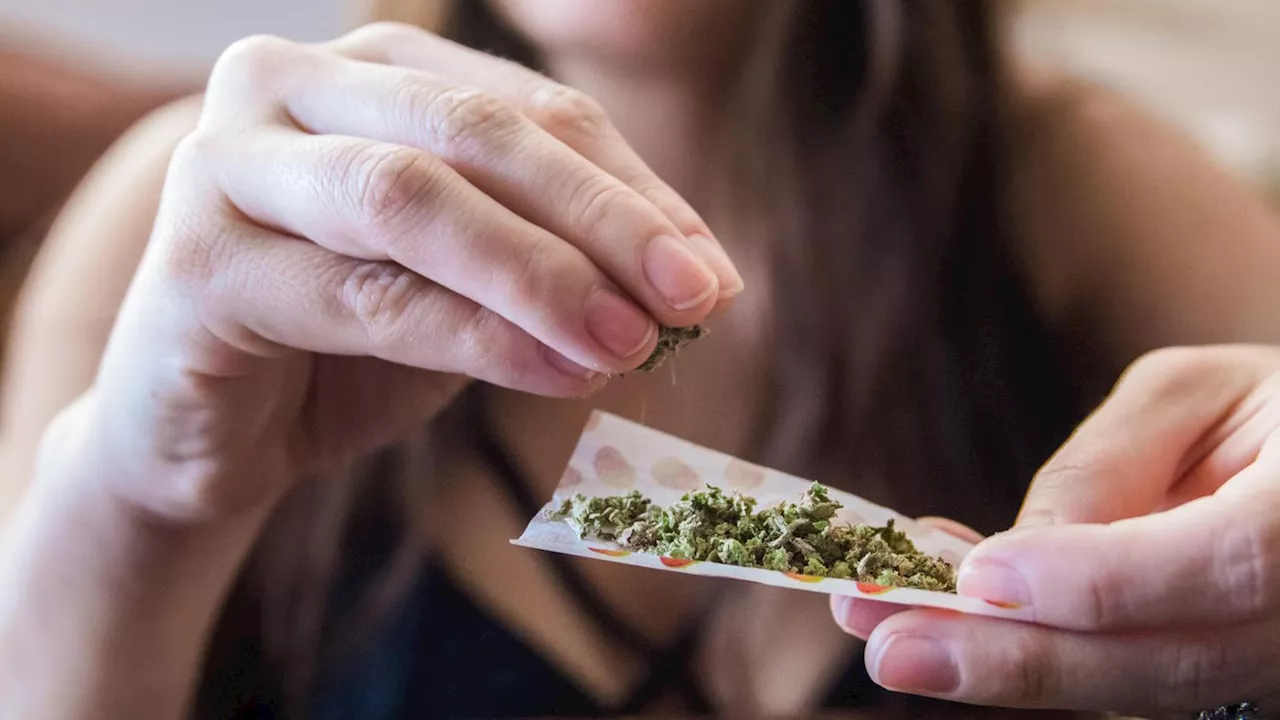 Cannabis auf Rezept: Eine Migräne-Patientin kifft gegen Kopfschmerzen