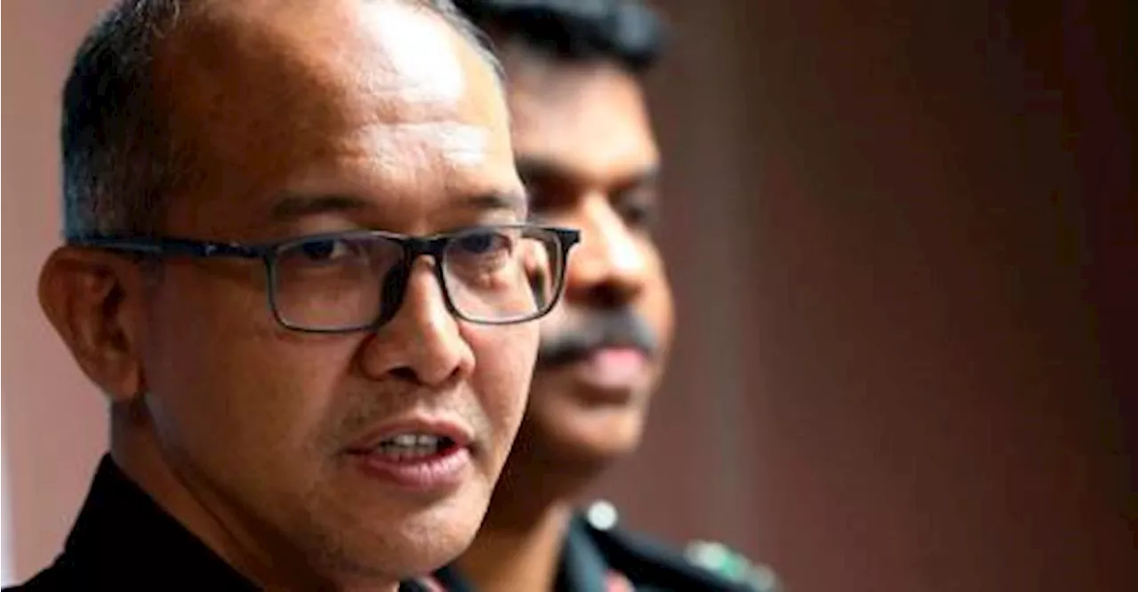 Johor Immigration busts ‘flying passport’ syndicate masterminded by foreign duo