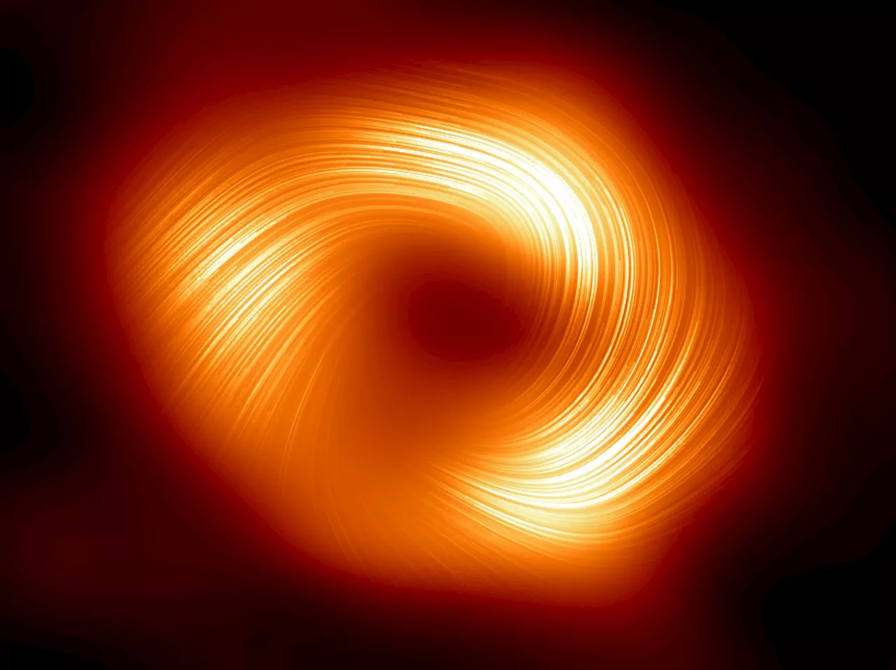 New View Reveals Magnetic Fields Around Our Galaxy's Giant Black Hole