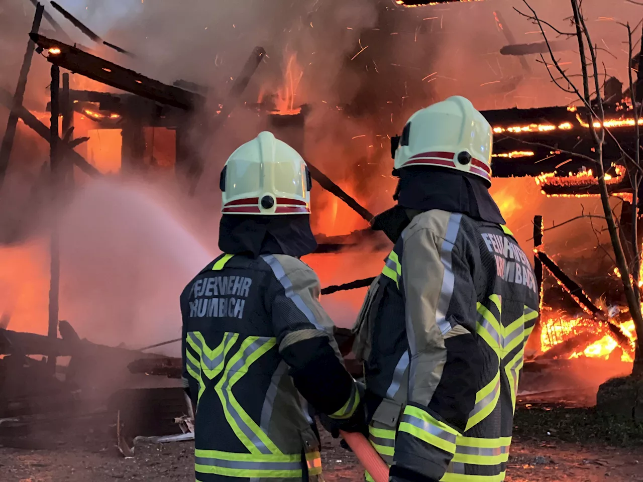 Großbrand in Vorarlberg: Einfamilienhaus steht in Flammen