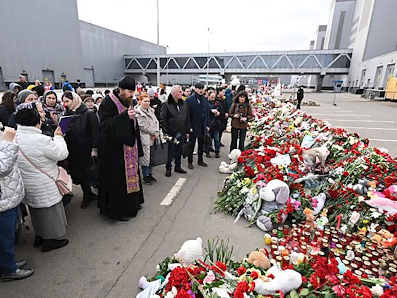 Mehr als 140 Tote nach Terroranschlag bei Moskau