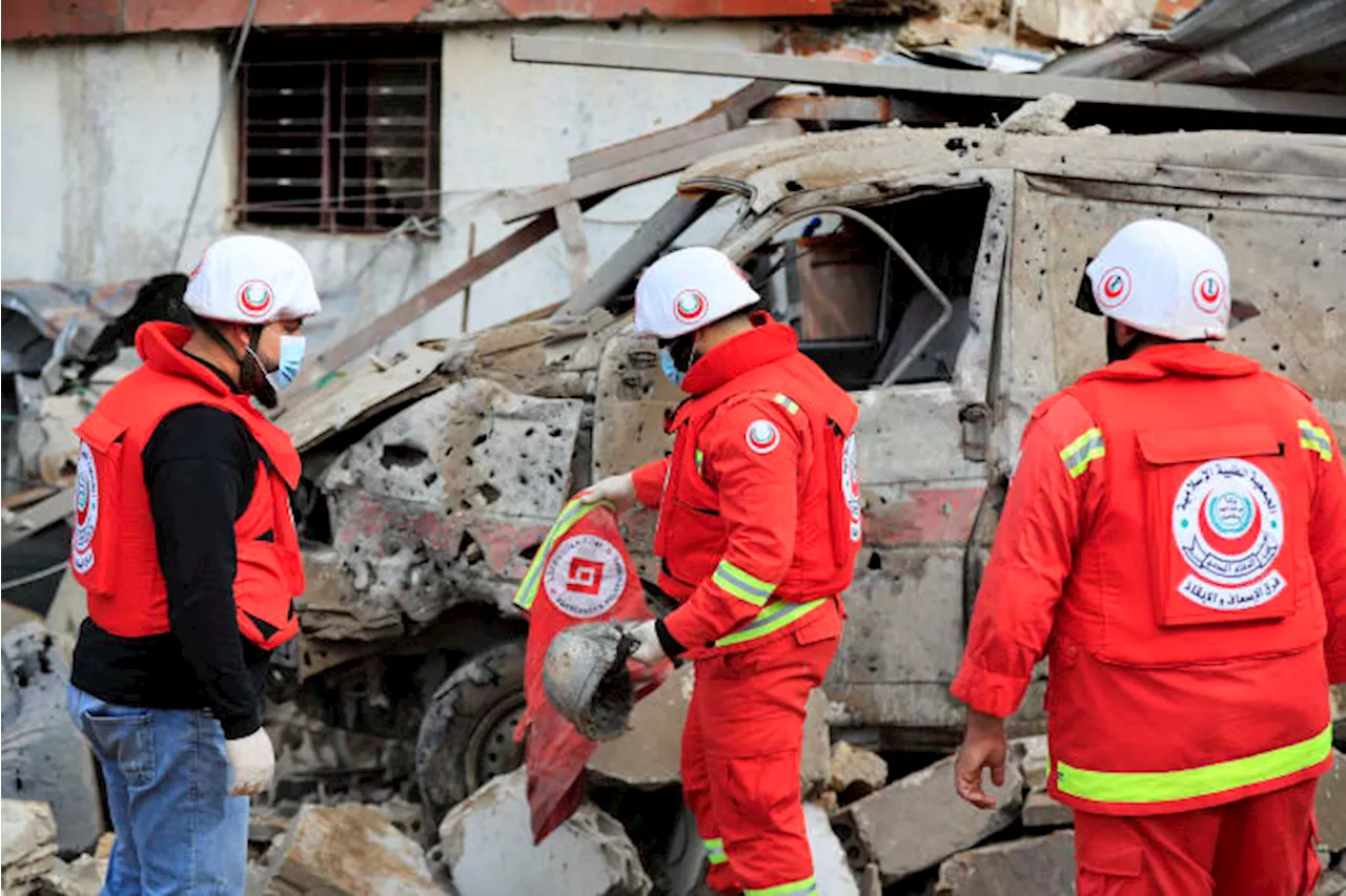 7 Lebanese and an Israeli killed in an exchange of fire along the Lebanon-Israel border