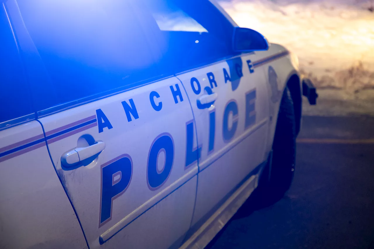 Man fatally shot outside Turnagain apartment complex, Anchorage police say