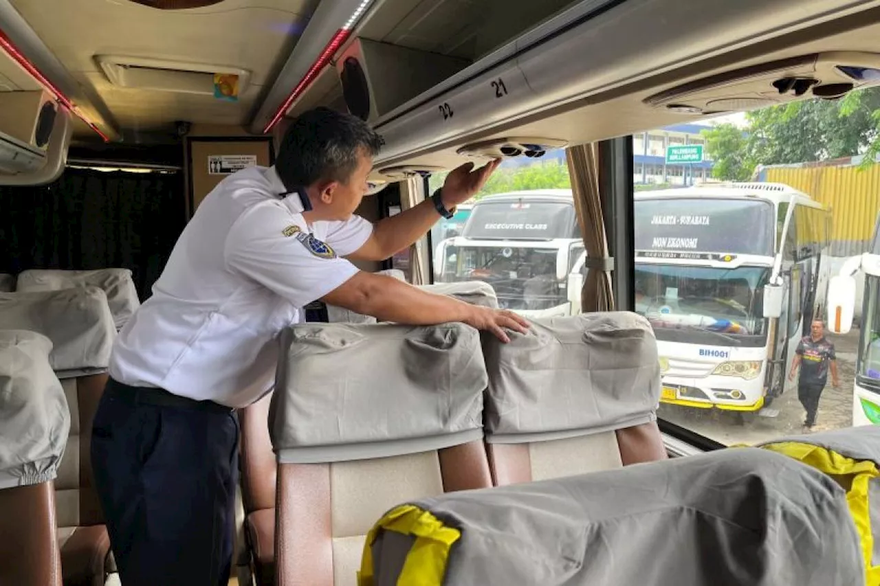 Damri pastikan armada bersih demi kenyamanan penumpang saat mudik