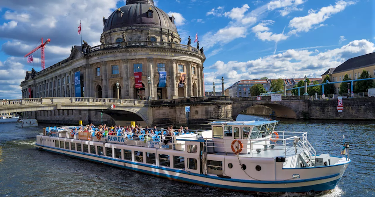 Schifffahrt Spree Berlin Mitte „Citytour“ 1h | Tickets Fahrplan