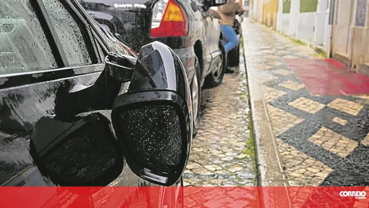 Homem detido pela PSP após partir 26 espelhos retrovisores