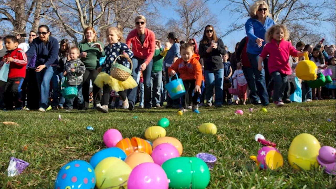 What's open and closed Easter weekend in Toronto