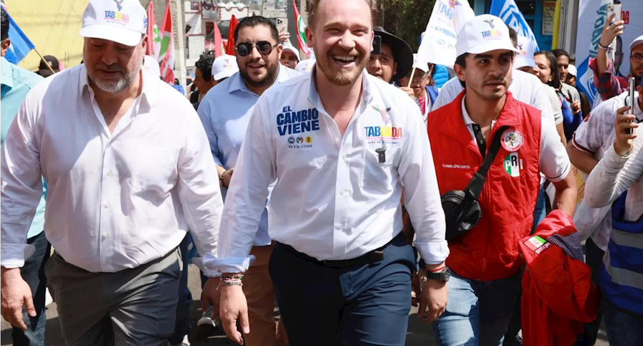 “Al jefe Taboada, el barrio lo respalda”, le gritan a Santiago Taboada en Cuautepec Barrio Alto