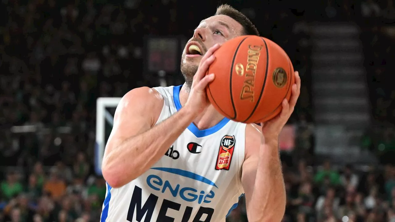 Tassie title dream forced to wait as Delly, Melbourne force decisive NBL GF game five