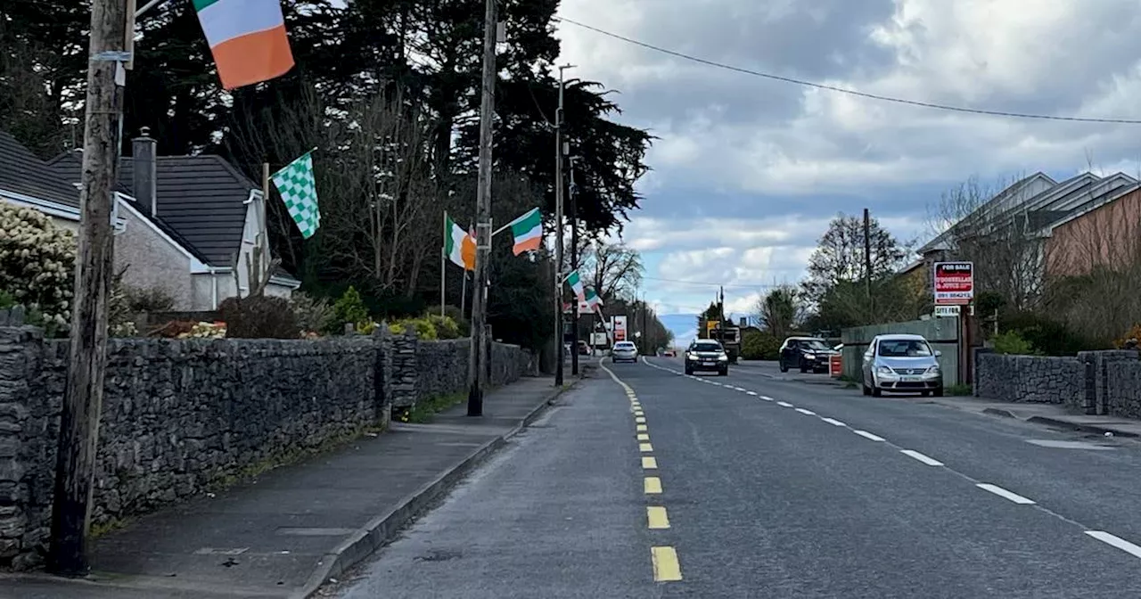 Mayo crash: Moycullen village in shock at death of mother and two daughters