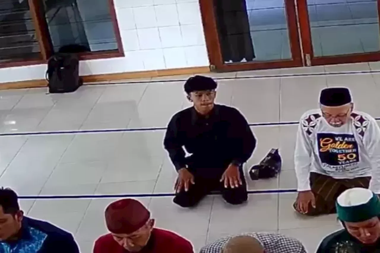 Polsek Tandes Amankan Pencuri Tas di Masjid Surabaya, Pelaku Sempat Curi HP di Konter Sebelum Tertangkap