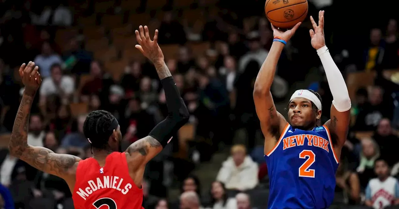 McBride logra 29 puntos por Knicks, que vapulean 145-101 a Raptors