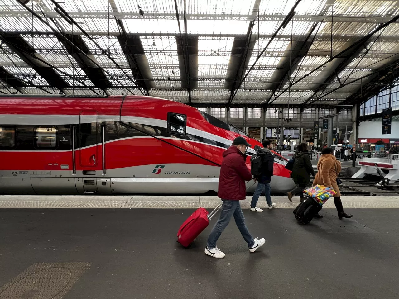 Paris-Lyon : la compagnie italienne ajoute encore un train cet été pendant les JO