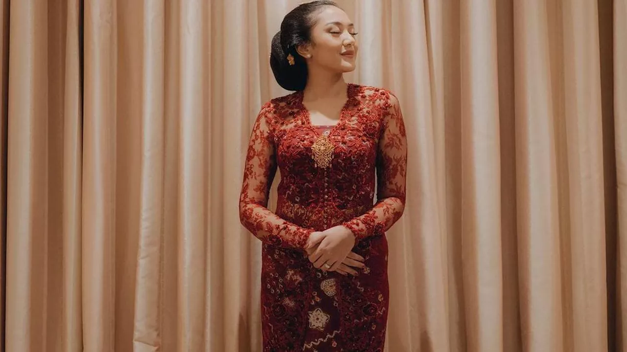 10 Rekomendasi Kebaya Wanita Gemuk Terbaru 2024, Bikin Tampil Cantik dan Elegan saat Lebaran