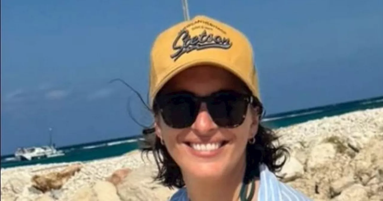 Vicky McClure looks incredible in beach snap as she says 'thank you'