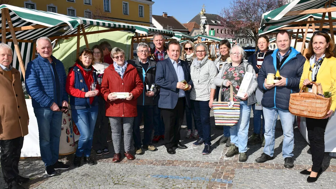 Saisonstart des Zwettler Rathausmarktes