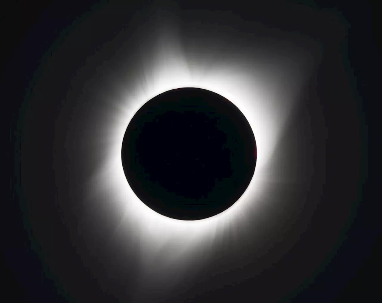 Three ways to view the total solar eclipse in San Antonio on April 8