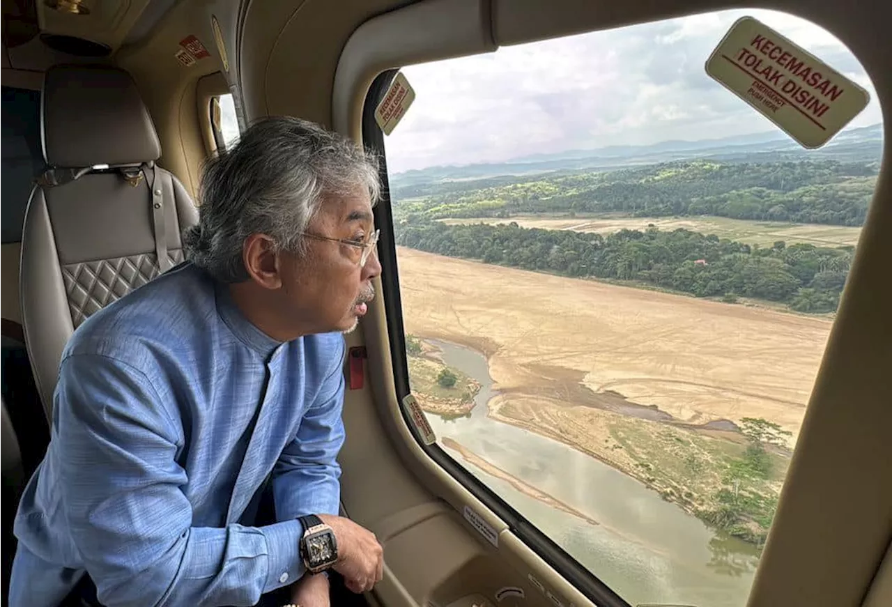 El Nino: Al-Sultan Abdullah views 'drying' Sungai Pahang from the air