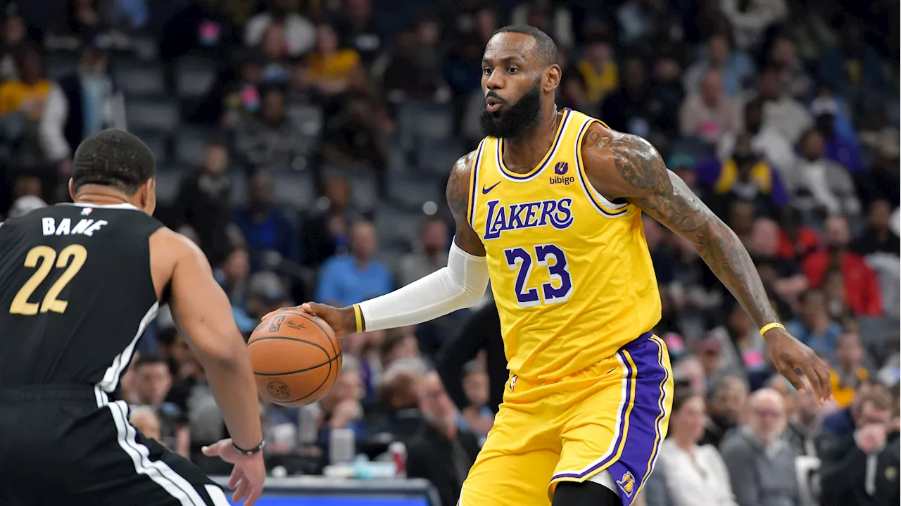 James has triple-double to help Lakers beat Grizzlies