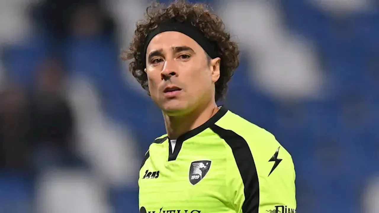 Guillermo Ochoa recibe ‘pedrada’ frente a su nuevo DT en la Salernitana