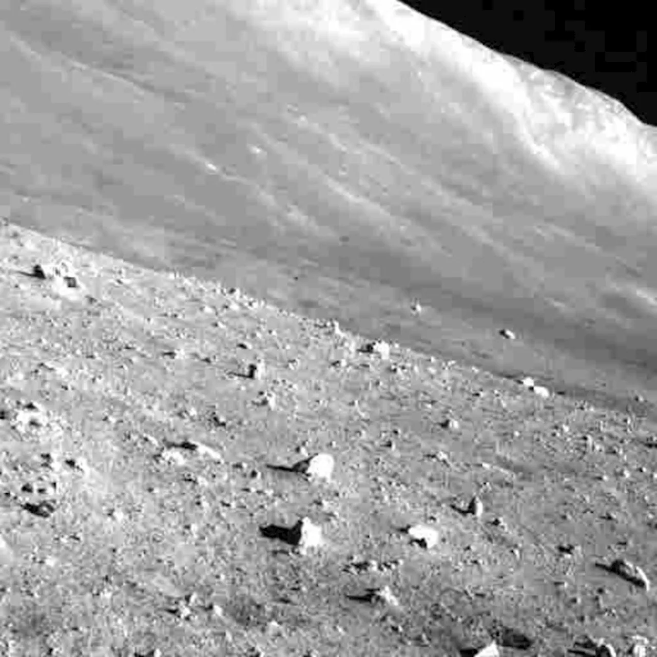 Il lander giapponese Slim supera la sua seconda notte lunare