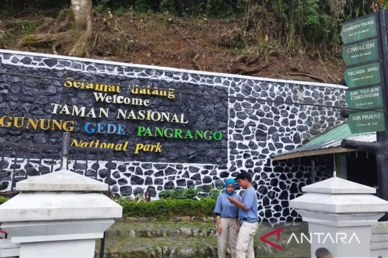 Balai Besar TNGGP perpanjang penutupan pendakian Gede Pangrango