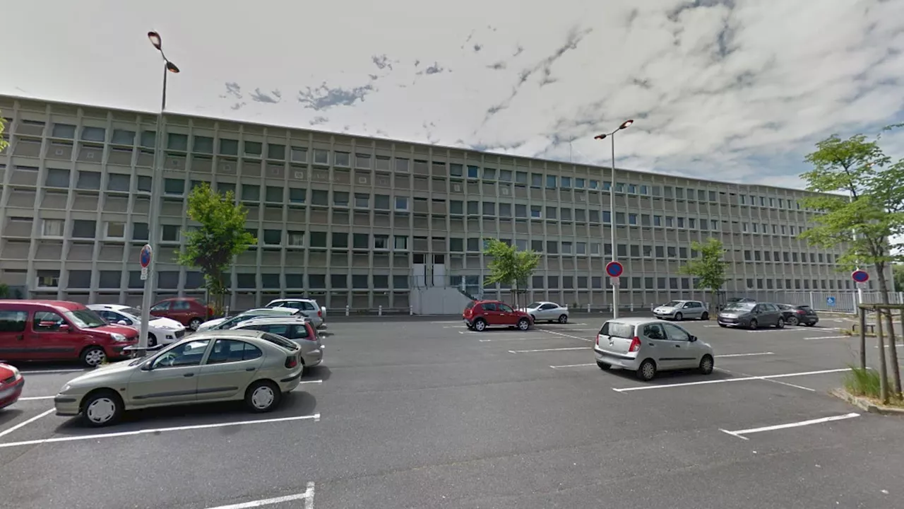 Le Havre: un professeur de lycée qui avait sorti un couteau devant ses élèves jugé vendredi