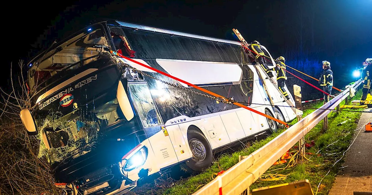 Erneut schweres Busunglück im Osterreiseverkehr