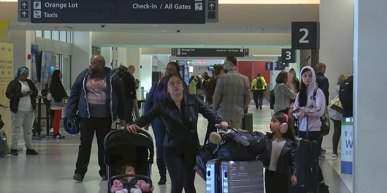 Cleveland Hopkins International Airport seeing large crowds and less parking for holiday travel