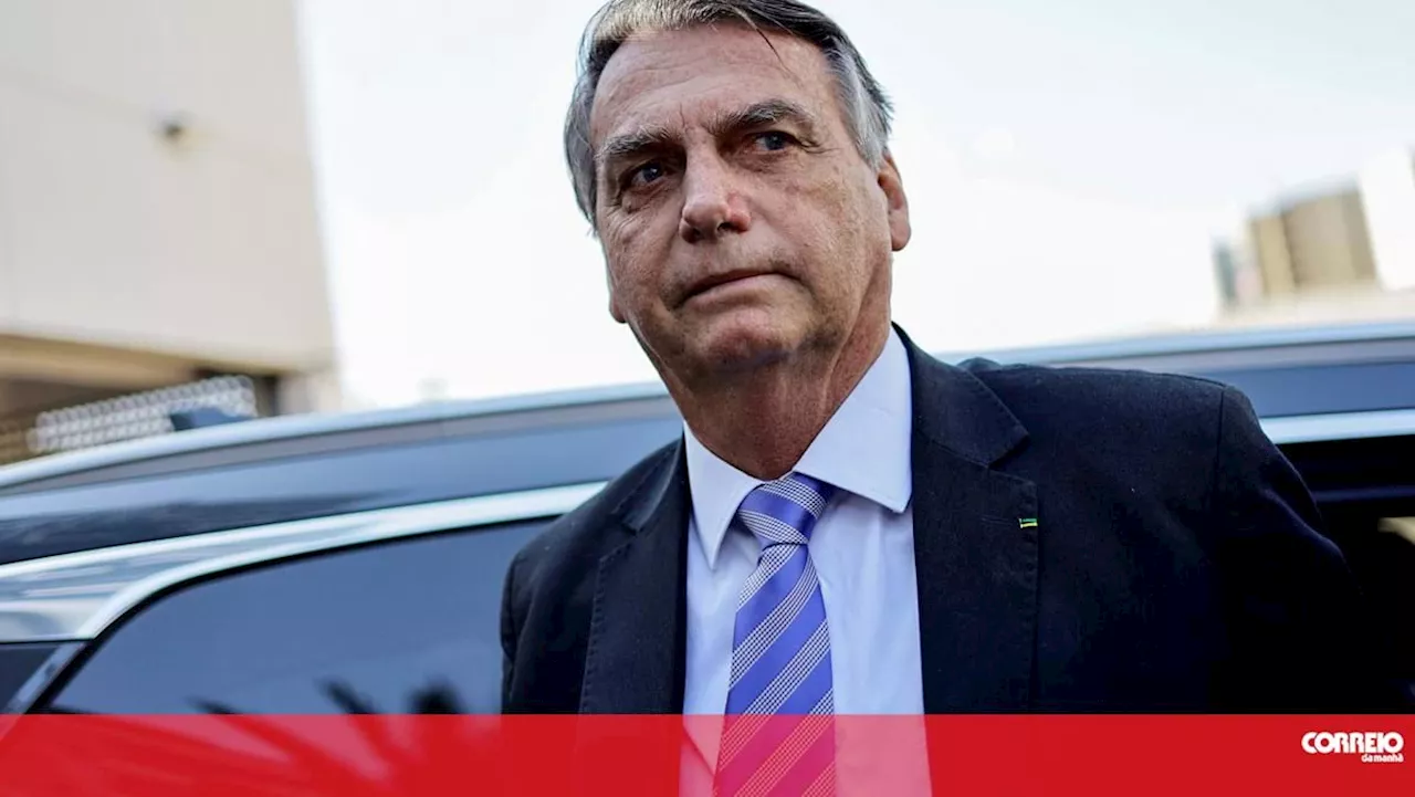 Irmão e filho de Jair Bolsonaro constituídos arguidos por homofobia e burla