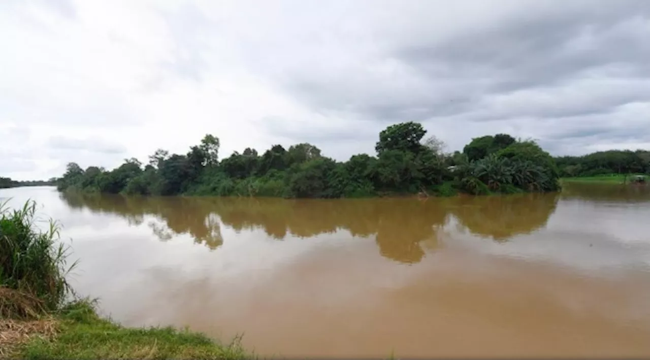 Sabah chapter of the Malaysian Red Crescent helps make Papar river water drinkable