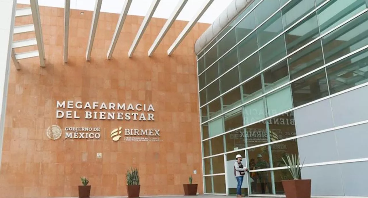 Birmex paga más de 500 millones en mobiliario de la Megafarmacia