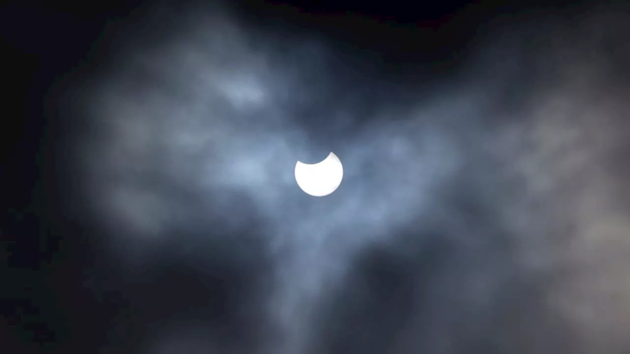 2024 Eclipse Forecast: Early signs point to partly to mostly cloudy skies in North Texas