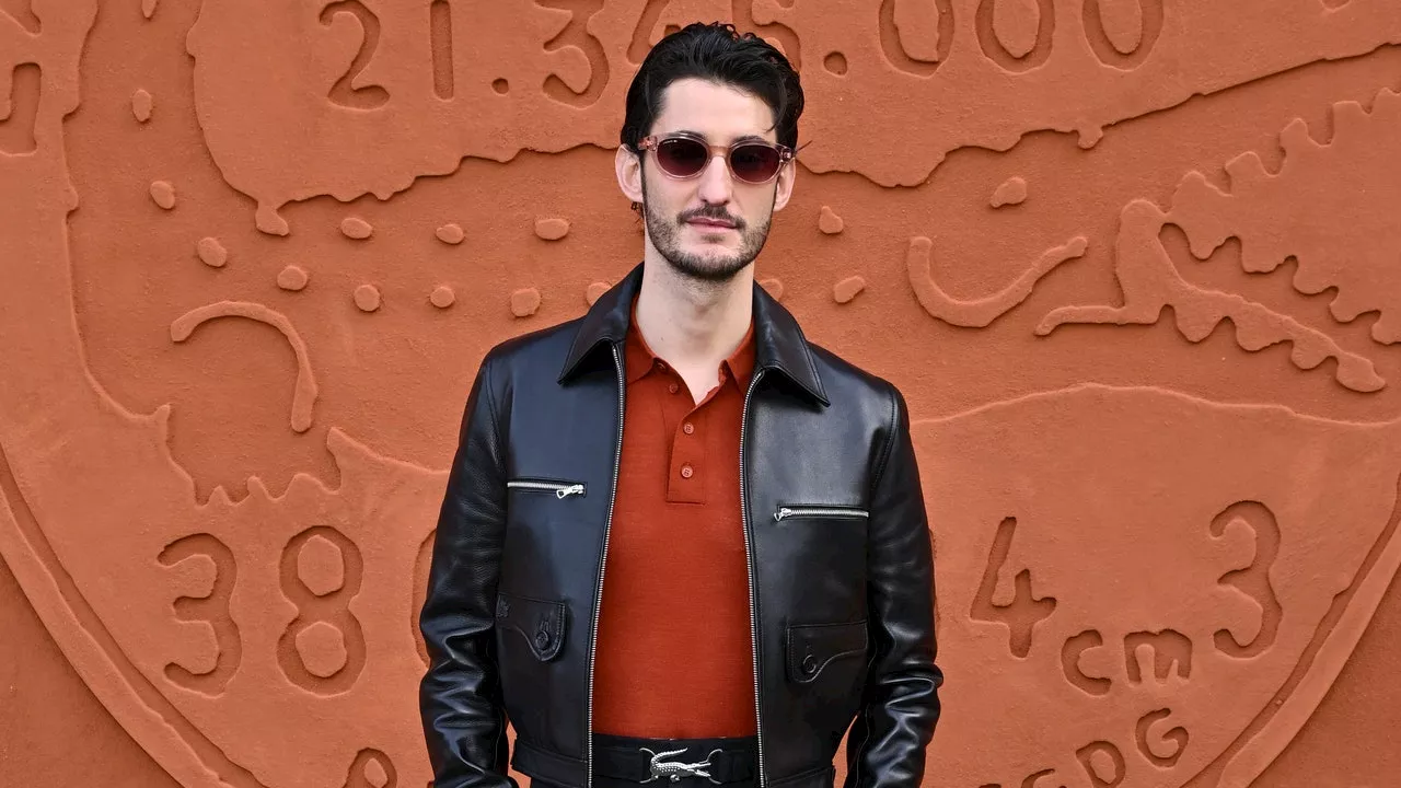 Le blouson en cuir de Pierre Niney est celui qu'il vous faut en 2024