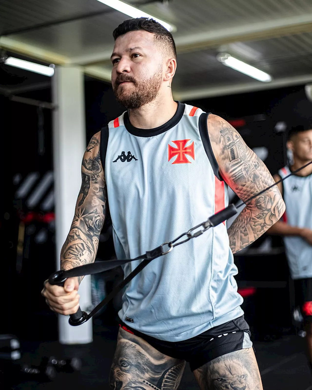 Rossi negocia rescisão com o Vasco e pode se transferir para o Santos