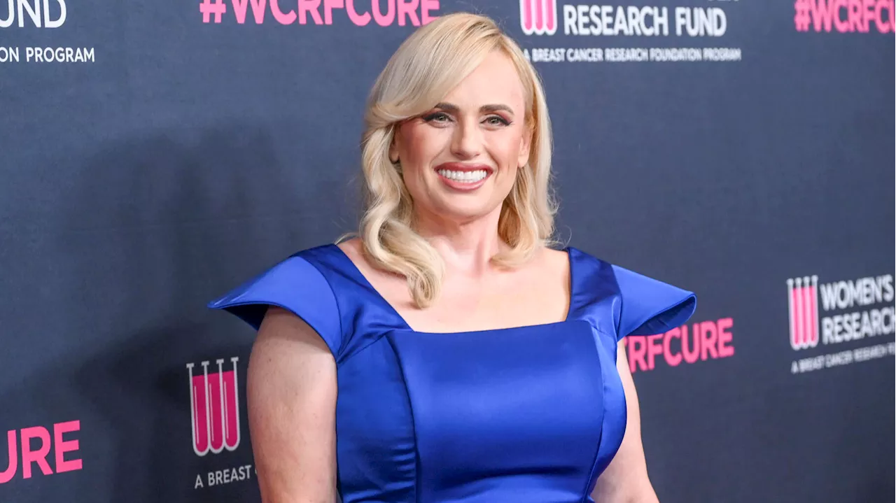 Rebel Wilson se confie sur sa sexualité et espère transmettre un « message positif » aux plus jeunes