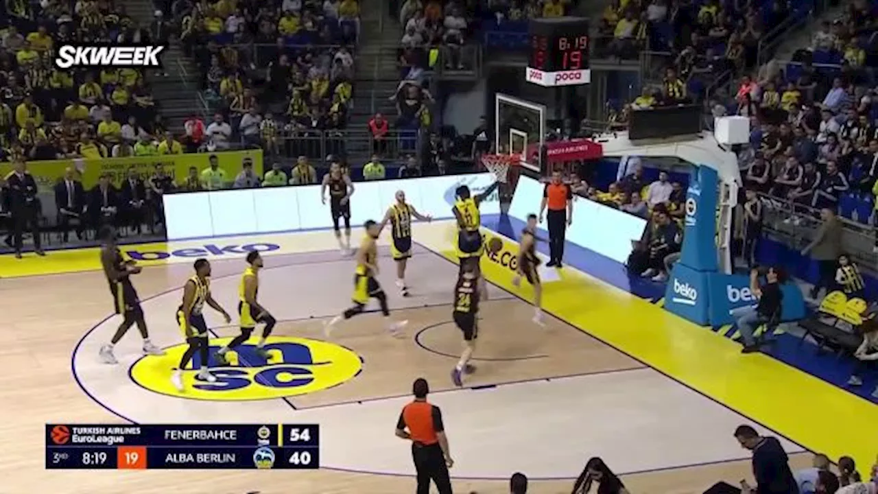 Nigel Hayes-Davis (Fenerbahçe) inscrit 50 points face à Berlin et fait tomber le record sur un match d'Euro...