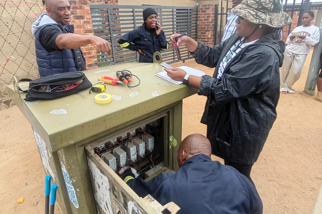 Homeowners march after Joburg cuts off their illegal power connections