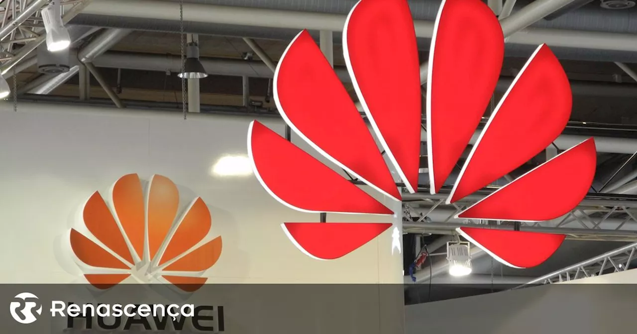 Lucros da Huawei mais do que duplicaram em 2023