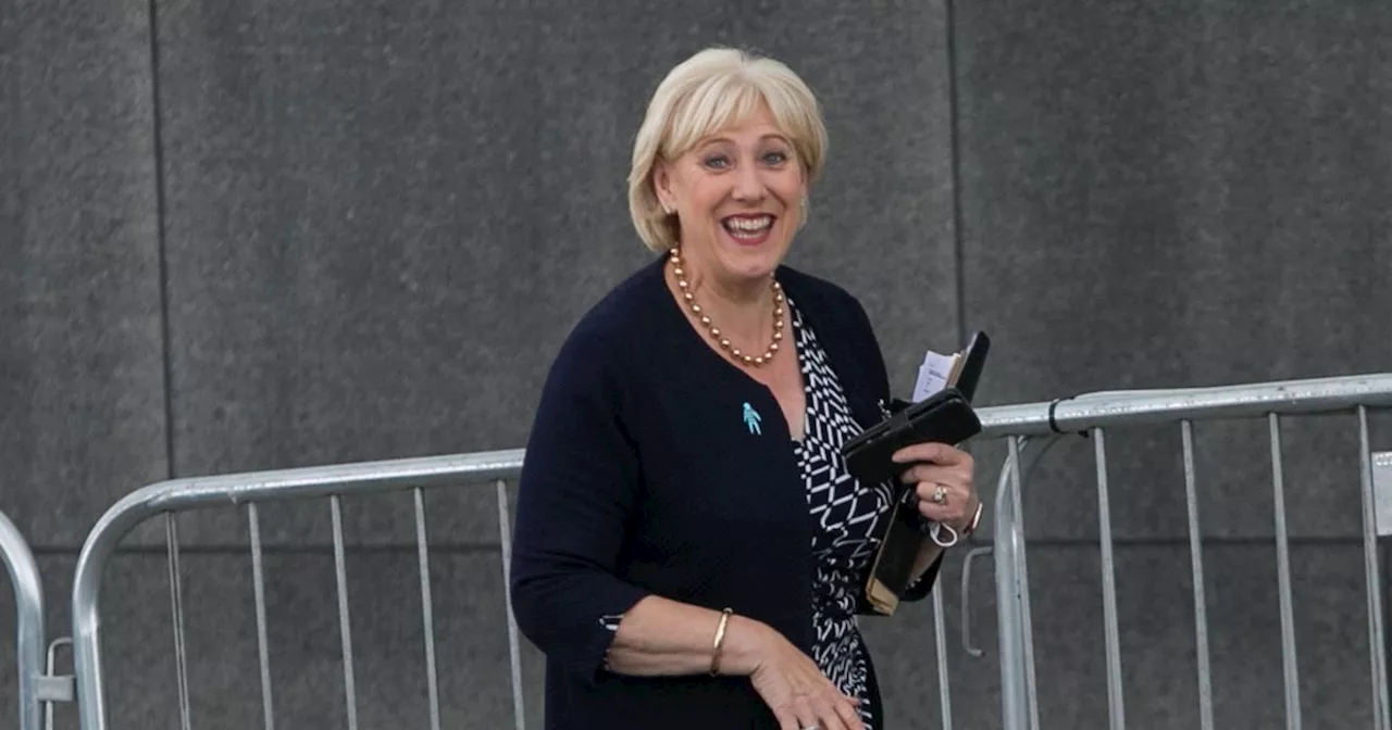 Easter social welfare payment schedule changes as post offices and banks close
