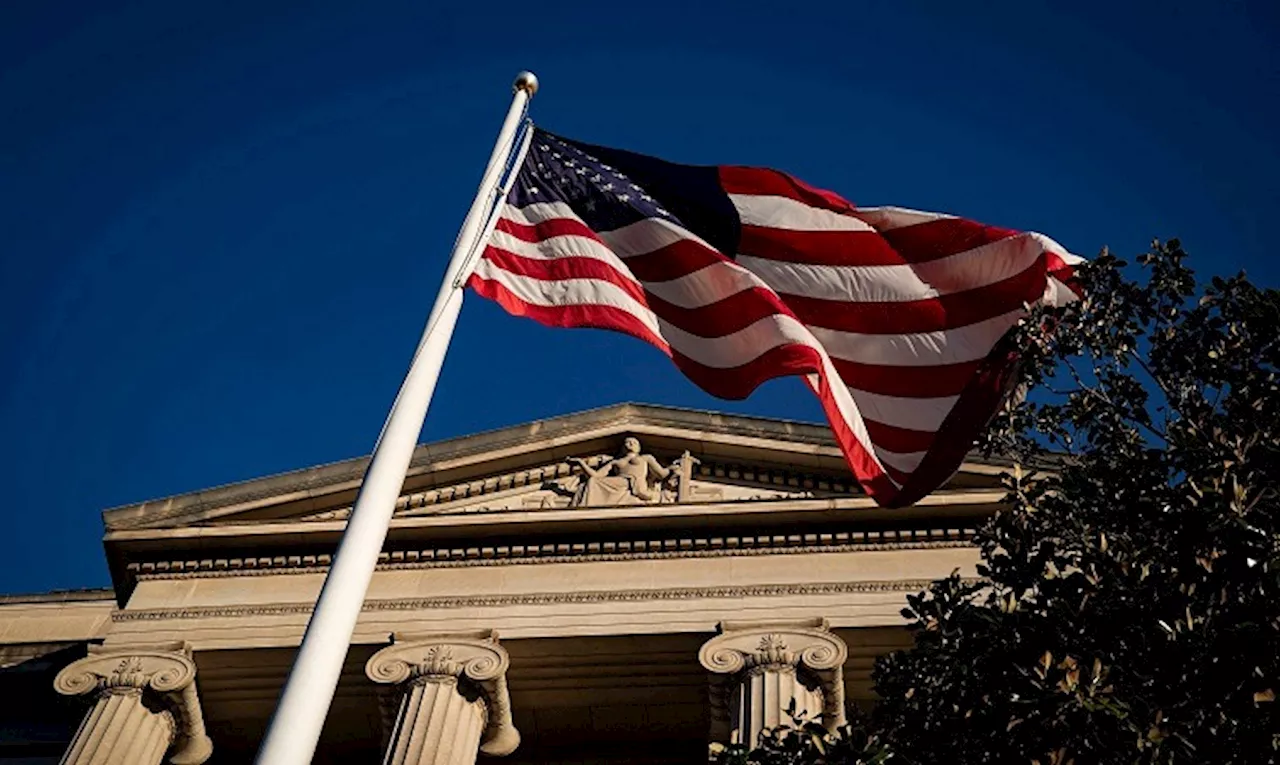 Obama, Clinton on why Americans don't love the Biden economy - SABC News