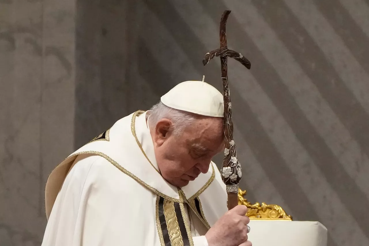 Pope, looking strong, washes feet of 12 women at Rome prison from his wheelchair