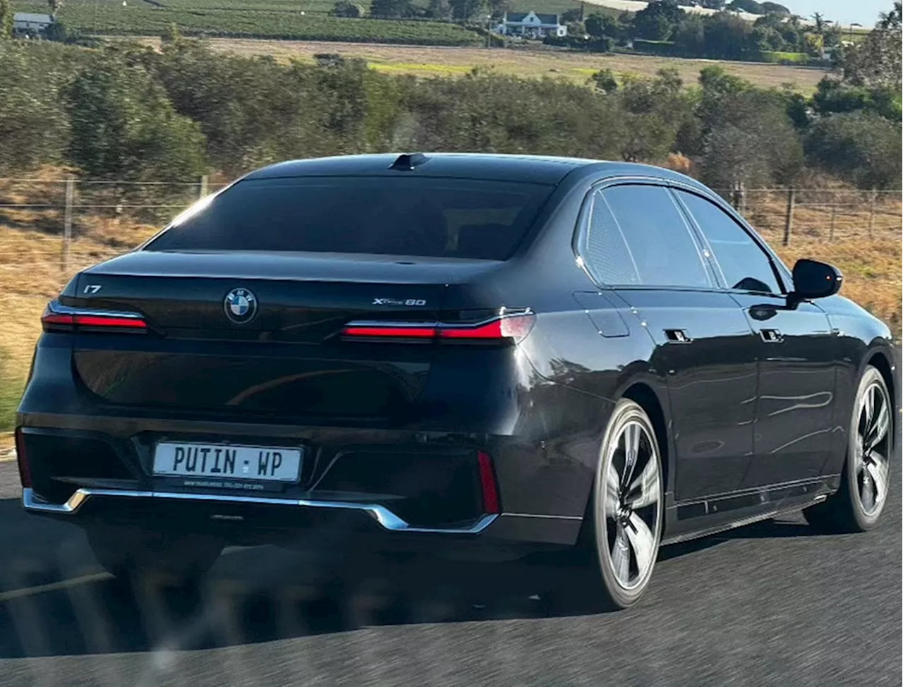 ‘PUTIN’: A BMW i7’s personalised plate leaves SA in awe [photo]