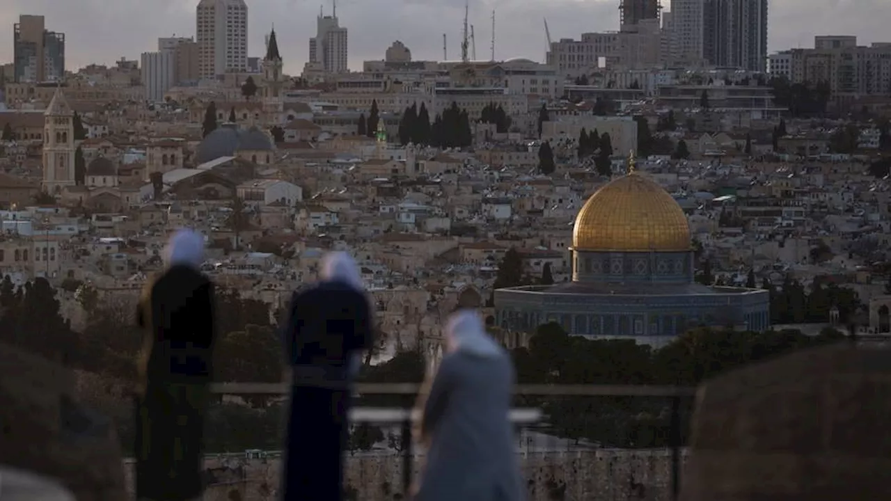 Live blog: Israel bars access to al-Aqsa Mosque for 3rd Friday of Ramadan