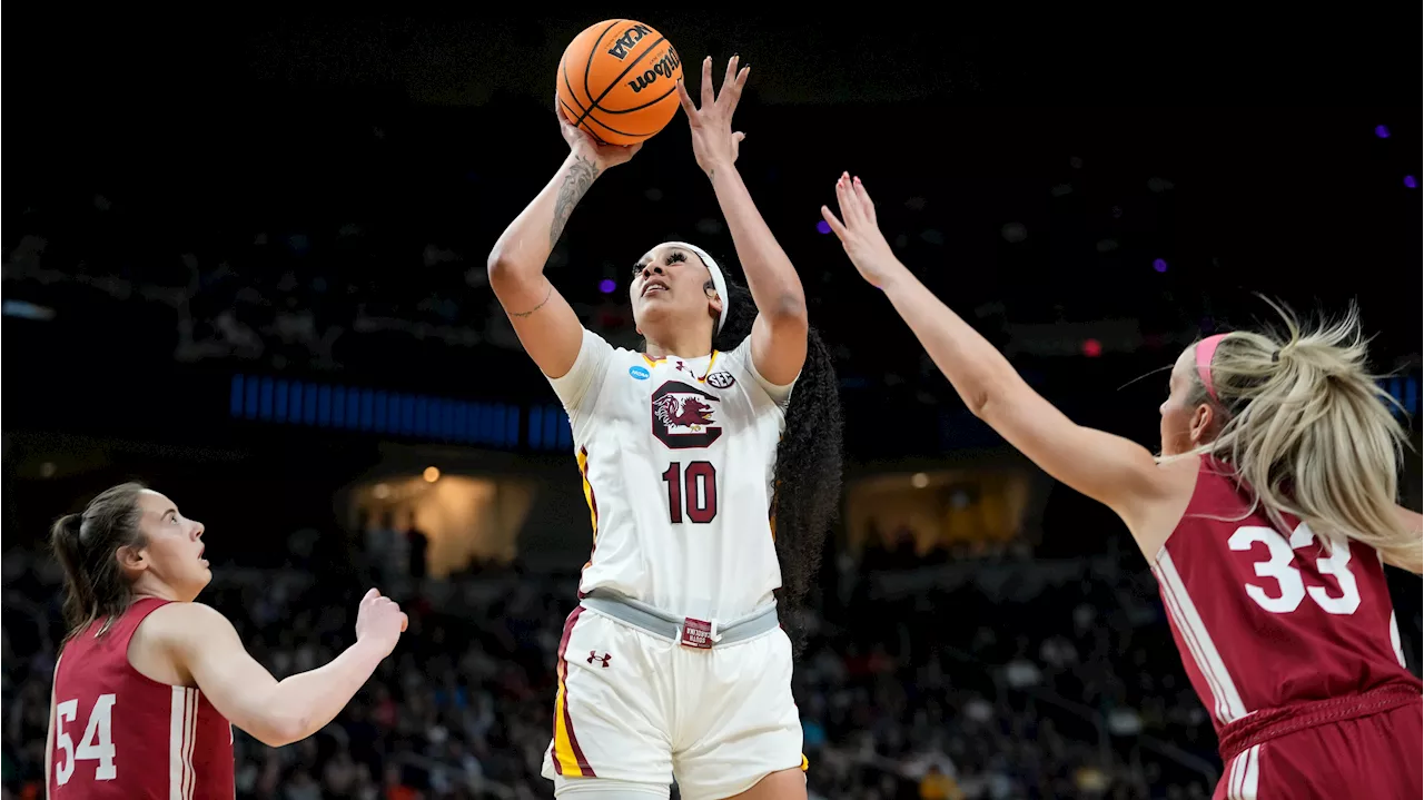 Cardoso helps South Carolina remain perfect with win over spirited Indiana in Sweet 16