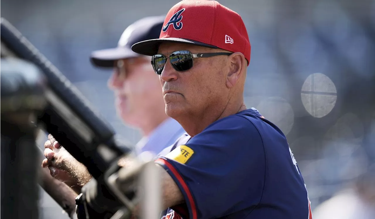 Brian Snitker, Atlanta Braves manager, leaves family home due to 'hostile' Philadelphia crowd