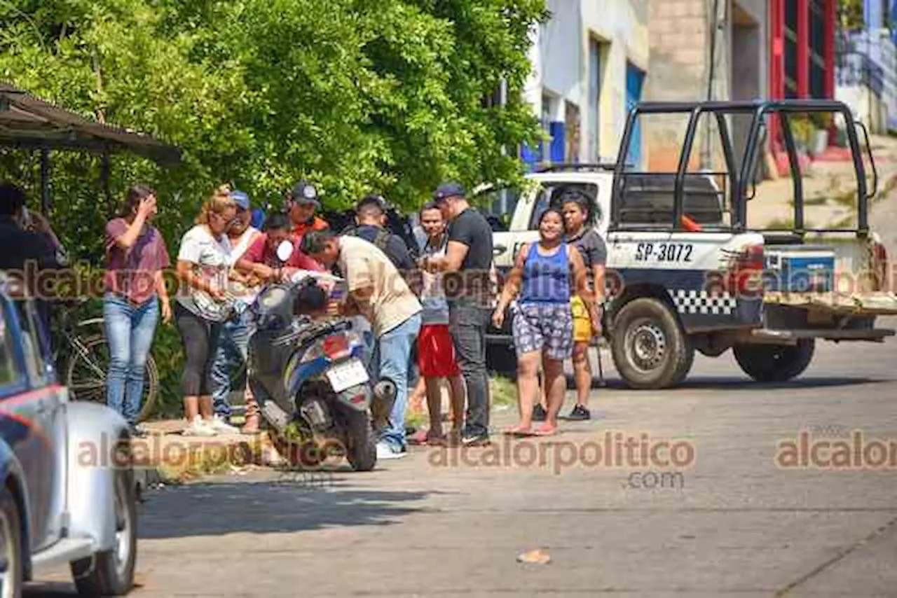 Asesinan a motorepartidor en el barrio Cruz Verde de Acayucan