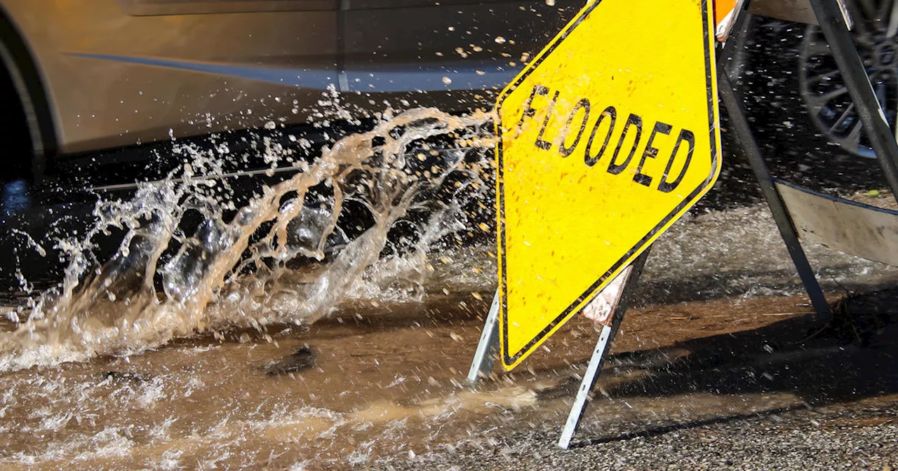 Saturday morning rains prompt Los Angeles County flash flood warnings