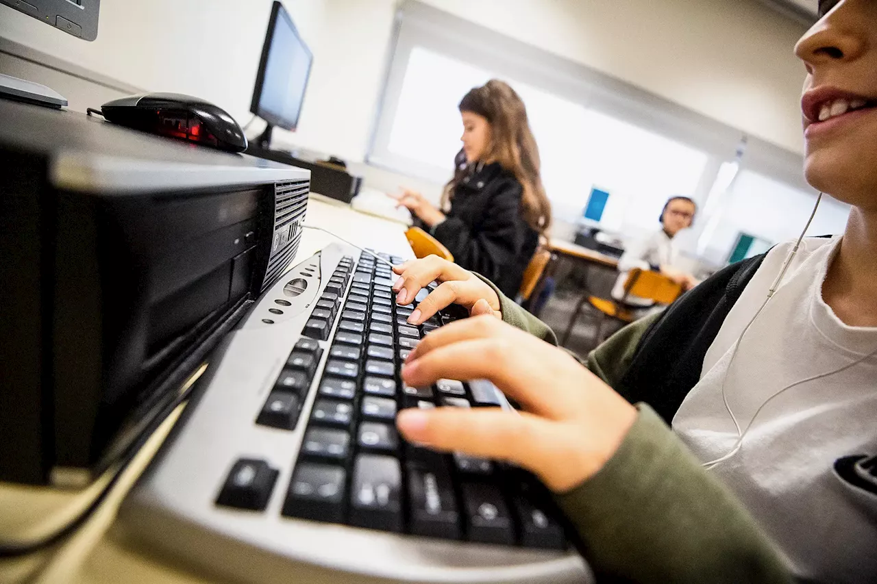 Professores querem adiar exames digitais do 9º ano, serviços do Ministério da Educação garantem condições