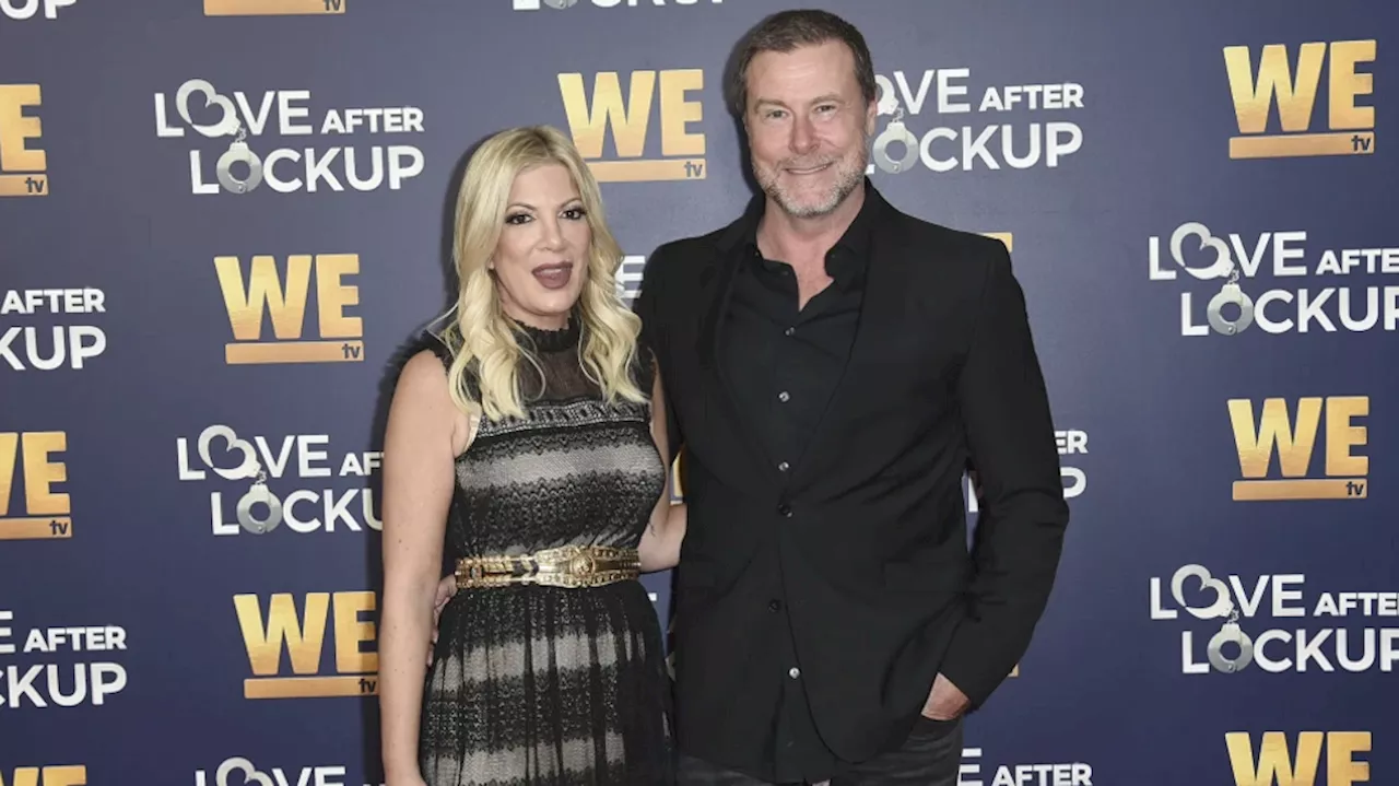 Tori Spelling files for divorce from Dean McDermott after 18 years of marriage